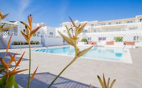 Flower Beach Suite 6